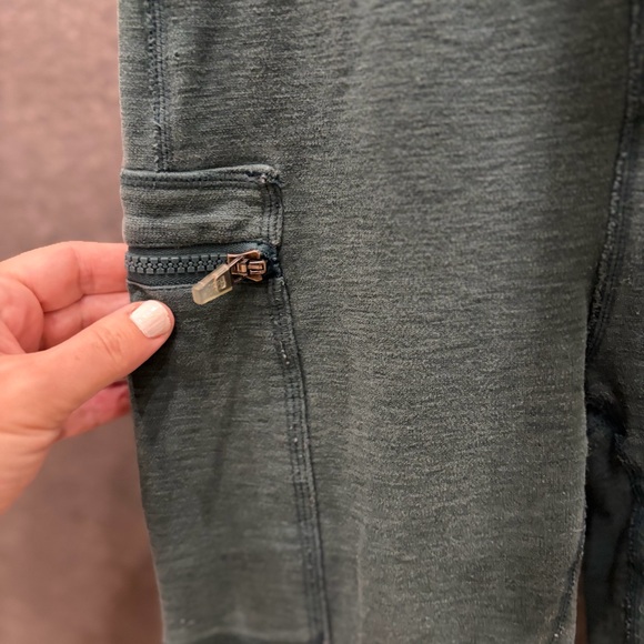 Free People Movement Green Jersey Cargo Leggings Size Small - Picture 13 of 14